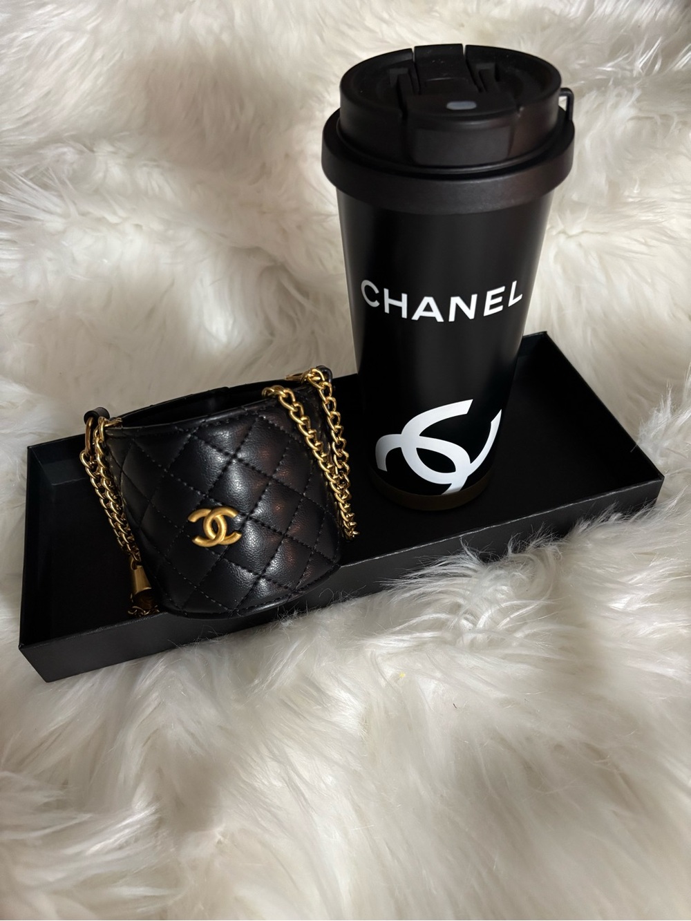 Limited Edition Beaute GWP/VIP Tumbler with Quilted Crossbody Holder - Picture 2 of 8